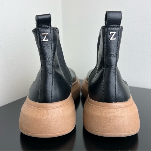 ZAC POSEN Chelsea Boot - Picture 2 of 5